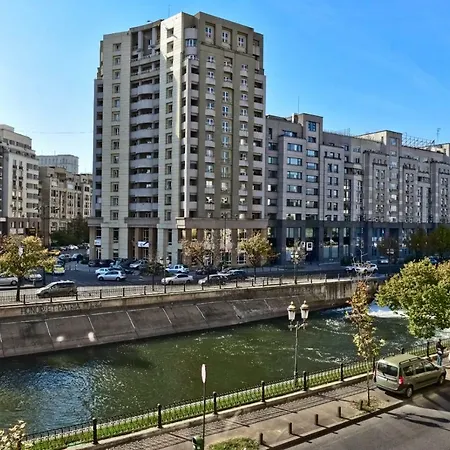 Eric 100 Appartement *