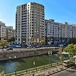 Eric 100 Apartment *