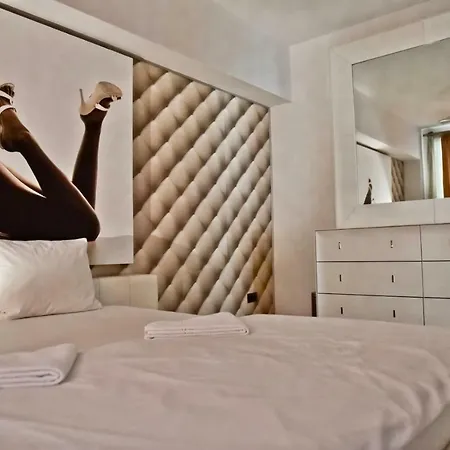 Eric 100 Appartement *